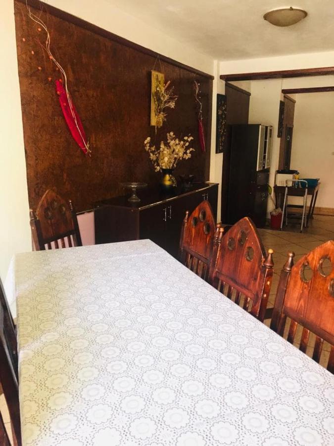 Vila Nik Buşteni Exteriör bild